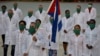El grupo de médicos cubanos que viajó a Andorra. YAMIL LAGE / AFP